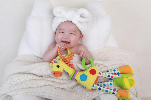 顺德宝宝的口欲期